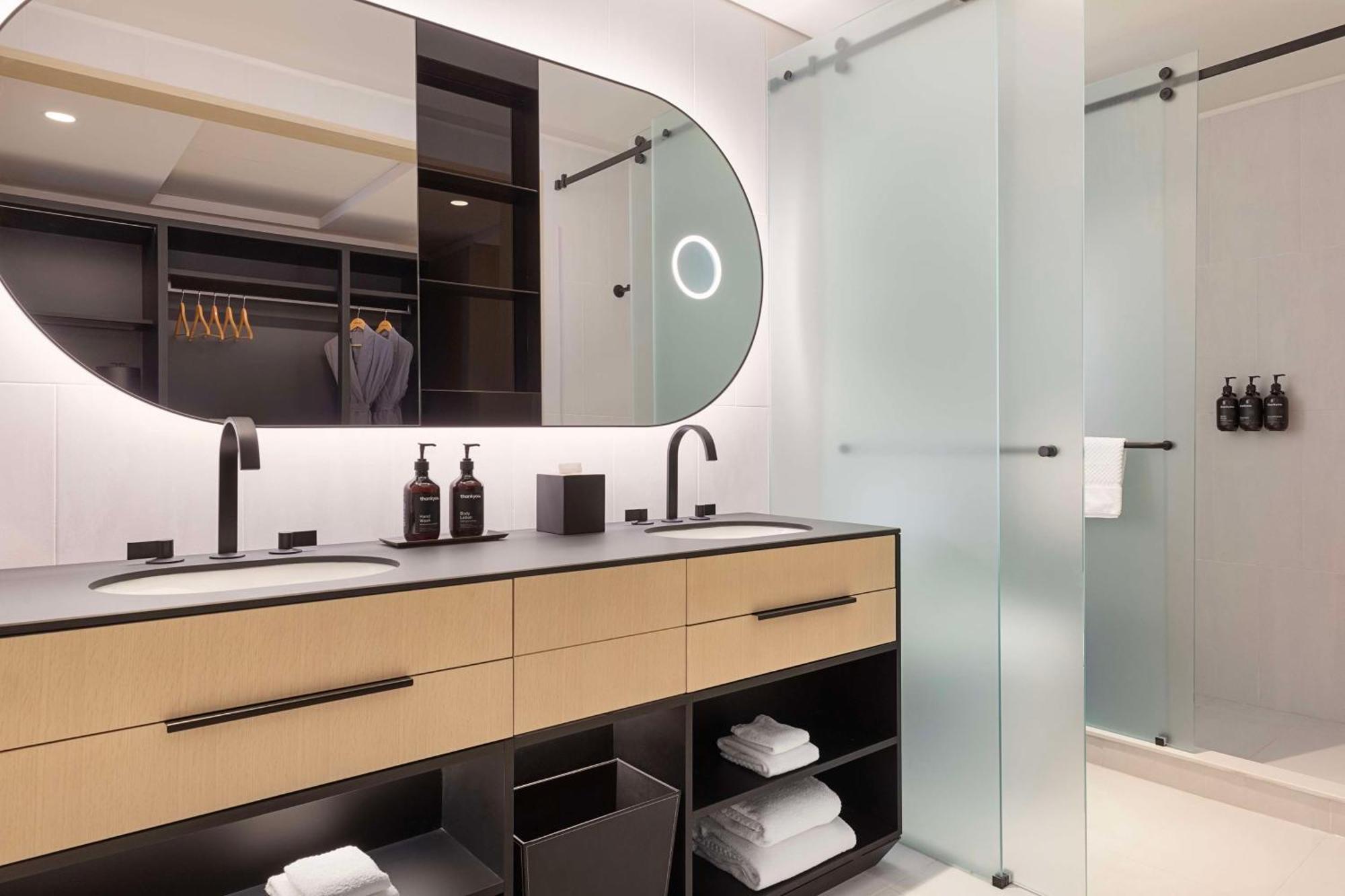 Canopy By Hilton Toronto Yorkville מראה חיצוני תמונה